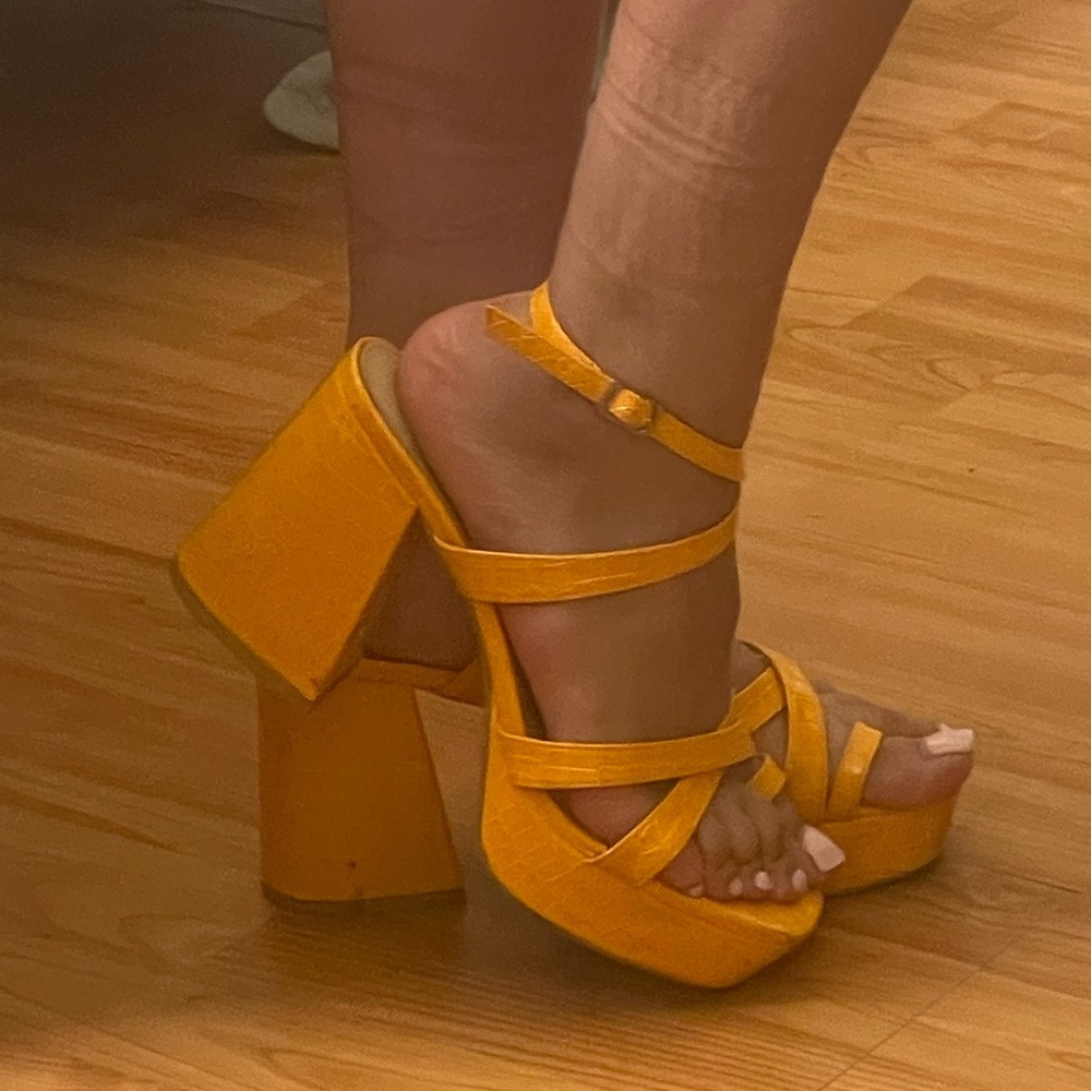 Orange/Yellow Heels